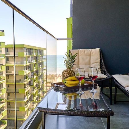 Sea Shore Apartments - Spa N Pools Beach Resort Mamaia Eksteriør bilde