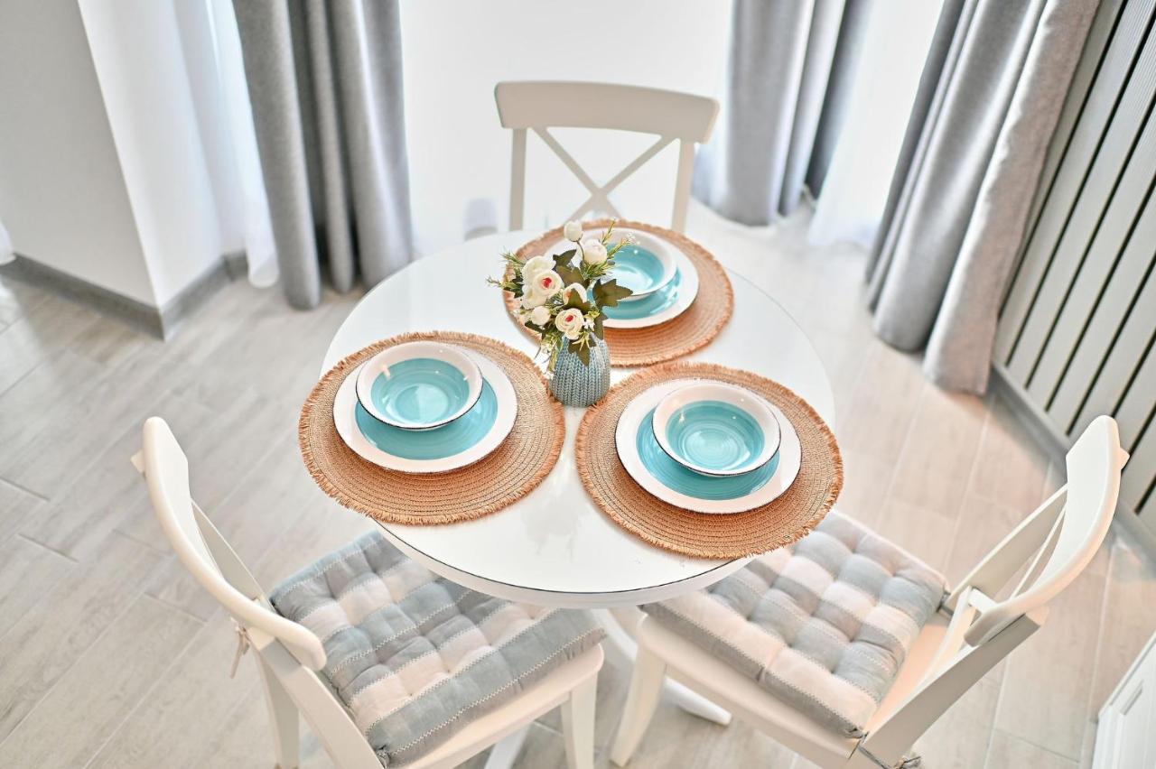 Sea Shore Apartments - Spa N Pools Beach Resort Mamaia Eksteriør bilde