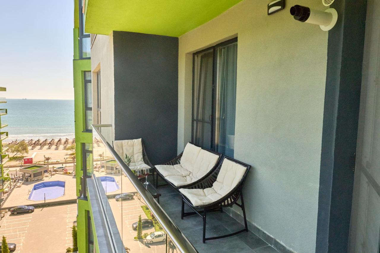 Sea Shore Apartments - Spa N Pools Beach Resort Mamaia Eksteriør bilde