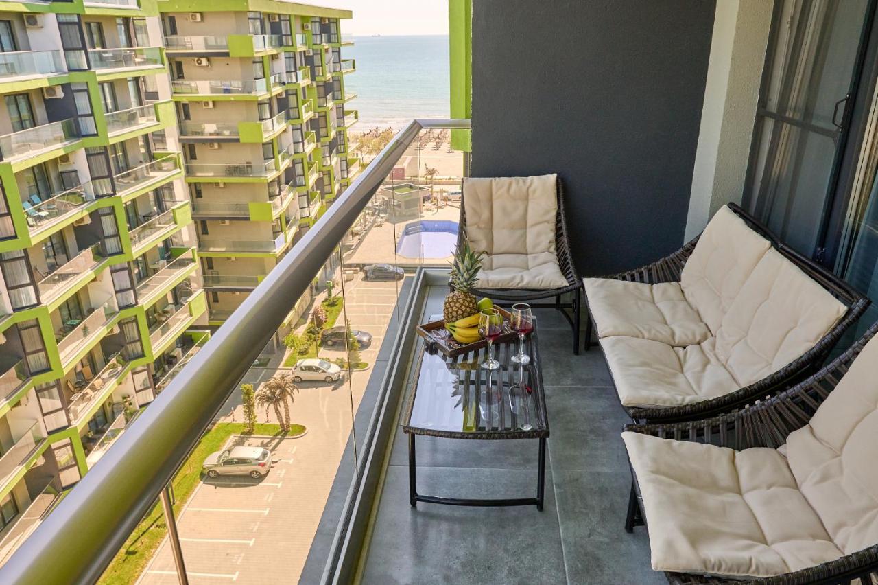 Sea Shore Apartments - Spa N Pools Beach Resort Mamaia Eksteriør bilde